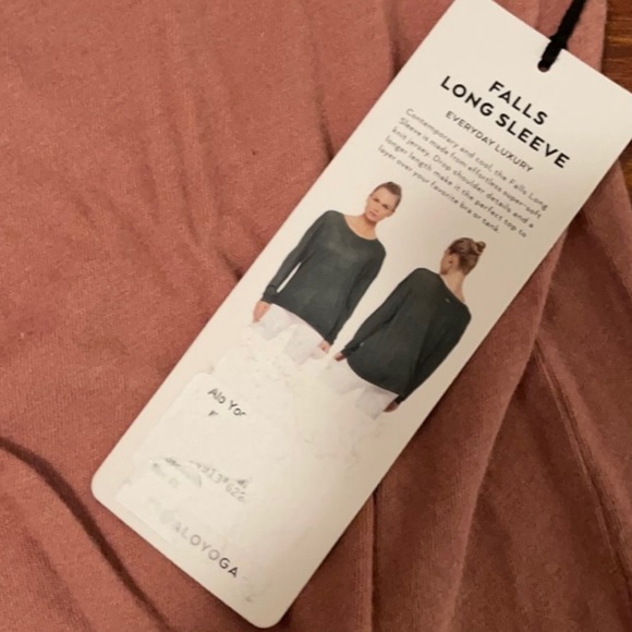 Alo Yoga Peak Hoodie - Picture 11 of 16